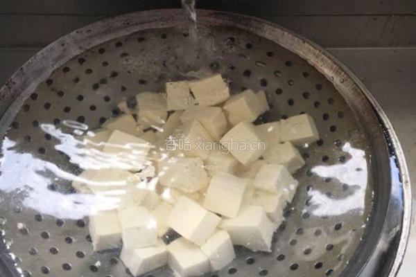 麻辣豆腐 的做法图解3