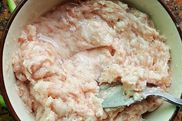 豆角酿肉的做法图解2