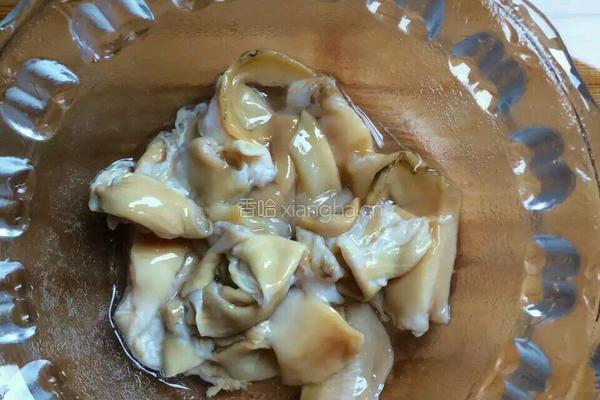 腊肉河蚌菌王汤的做法图解2