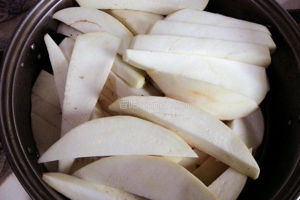 蒜泥茄子的做法图解1