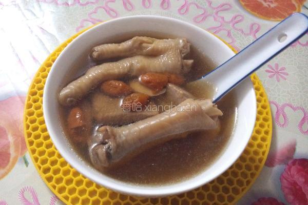 红枣当归杞子炖鸡脚的做法图解7