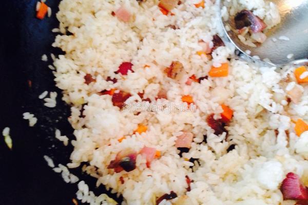 腊肉炒饭的做法图解6