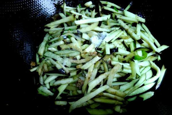 肉末炒茄丝的做法图解6