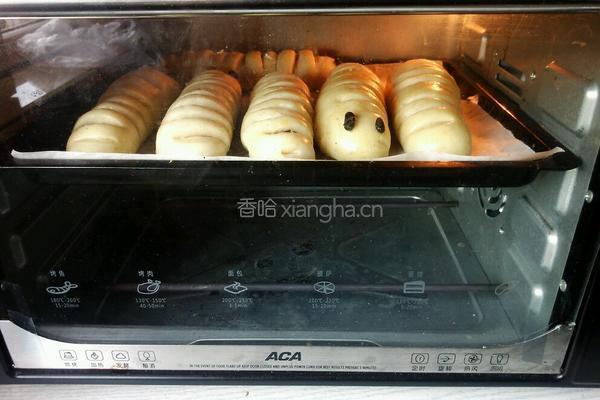 毛毛虫面包的做法图解9