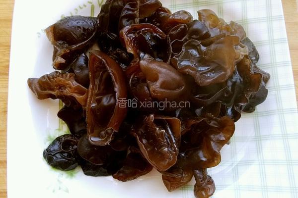葱香木耳的做法图解2