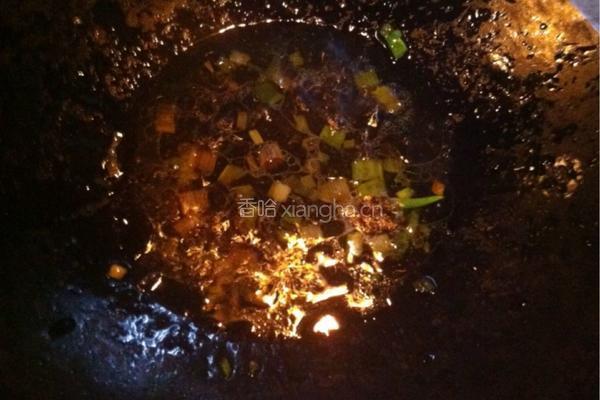 皮蛋拌樱玉豆腐的做法图解6