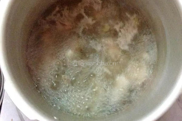 酱香排骨的做法图解1
