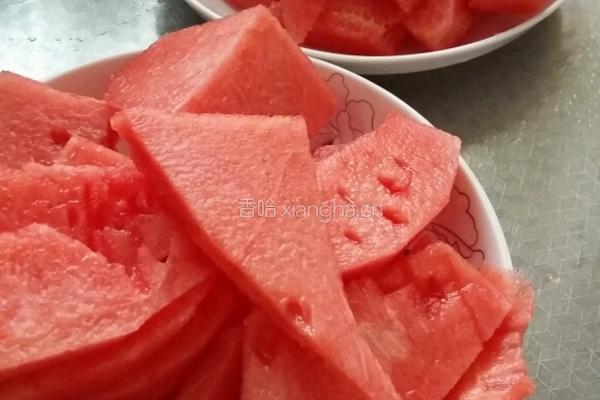 西瓜汁的做法图解1