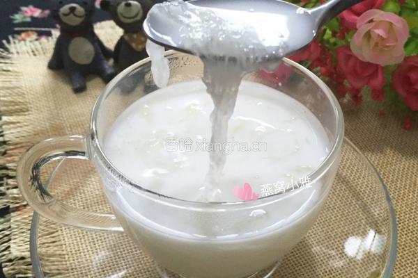 牛奶燕窝--美容养颜促睡眠的做法图解10