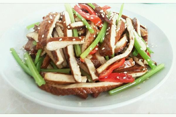 香芹炒豆腐干的做法图解5
