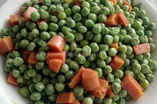 豌豆炒火腿的做法图解8