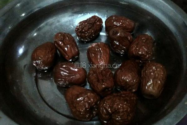 口袋蜜枣粽的做法图解2
