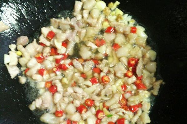 酸豆角炒肉沫的做法图解6