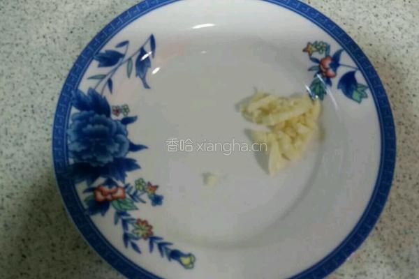 剁椒黄豆芽的做法图解2