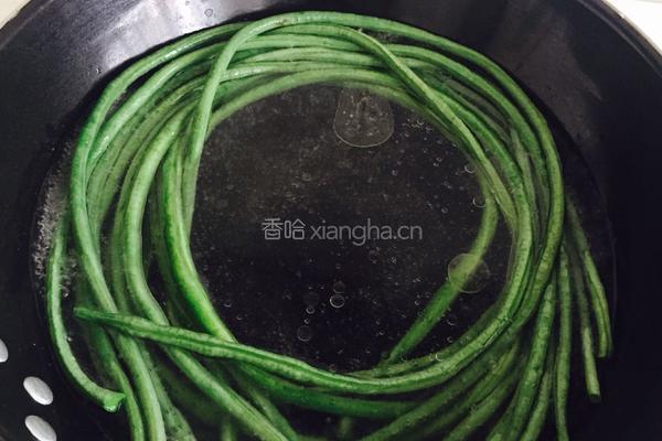 酱香缠绵缸豆的做法图解2