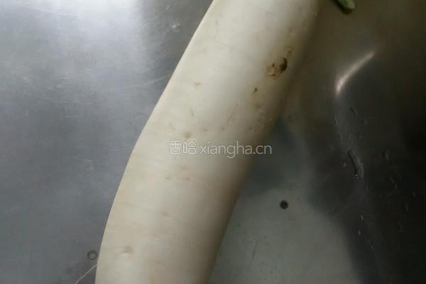 油渣萝卜丝的做法图解1