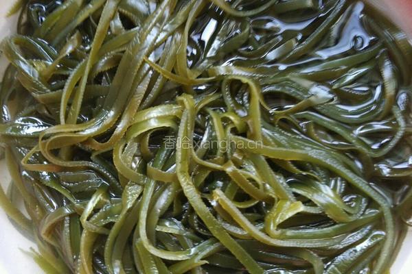 凉拌海带丝的做法图解1