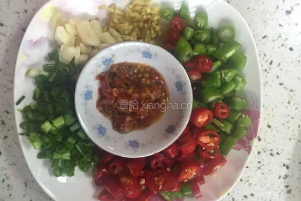 香辣小鱼的做法图解2