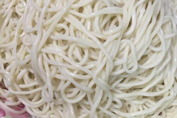 青菜肉丝炒面的做法图解3