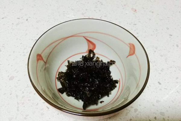 紫菜蛋花汤的做法图解2
