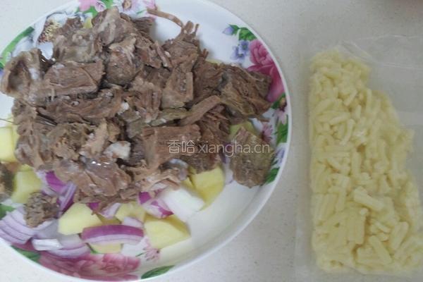 芝士牛肉饭的做法图解1