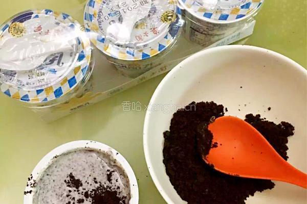 奥利奥酸奶棒冰的做法图解2