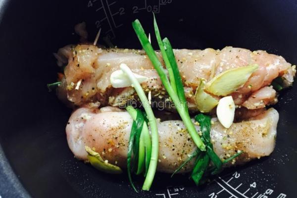 电饭煲版鸡肉卷的做法图解9