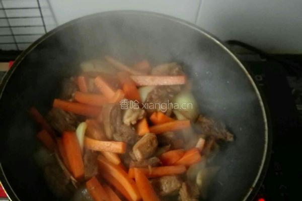羊肉抓饭的做法图解1