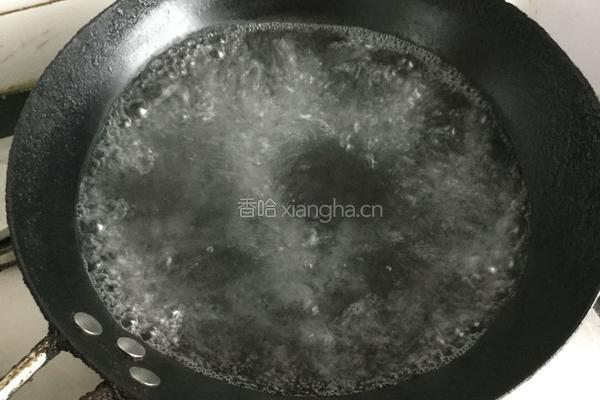 扇贝三鲜韭菜盒子的做法图解5