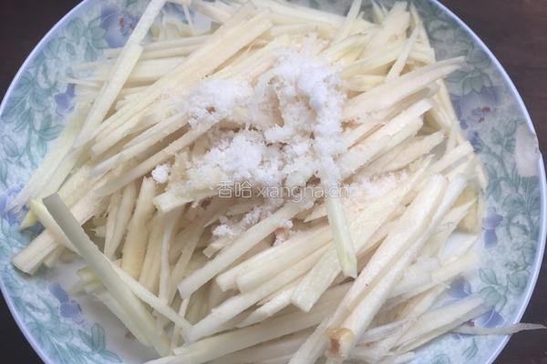仔姜炒黄牛肉丝的做法图解3