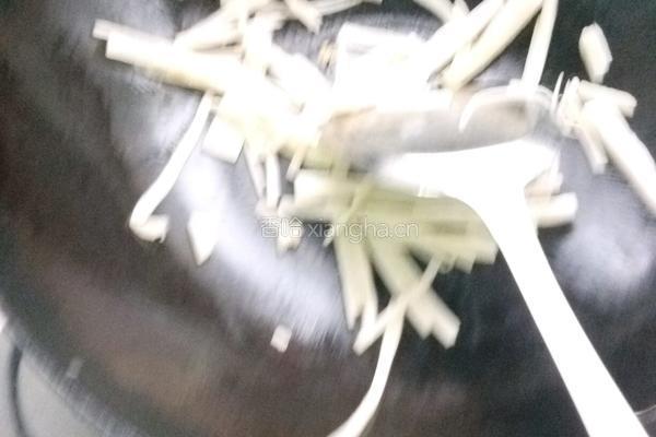 猪肉焖黄豆的做法图解3