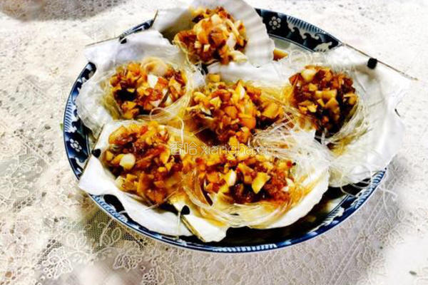蒜蓉粉丝蒸扇贝的做法图解5