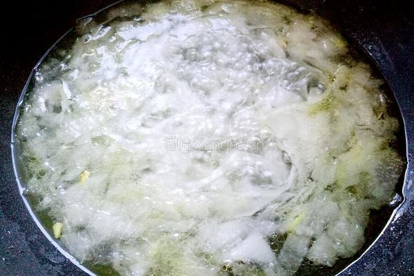冬瓜片肉末汤的做法图解3