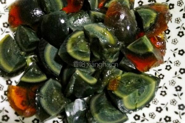 青椒皮蛋的做法图解2