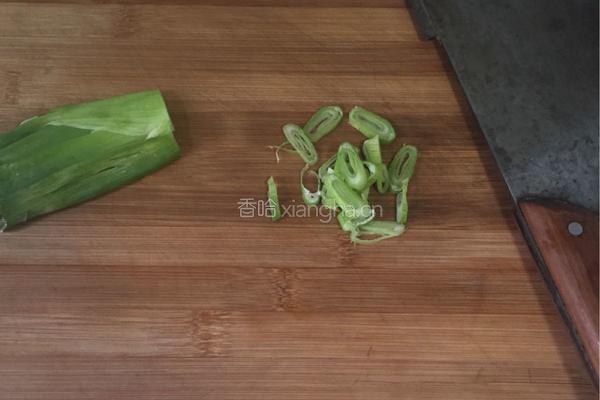 芦笋鱿鱼黄金炒的做法图解4