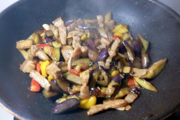 茄子炒肉的做法图解13
