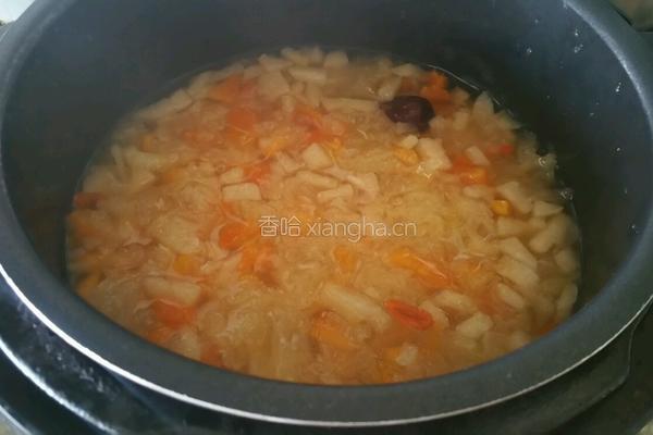 银耳水果羹的做法图解4