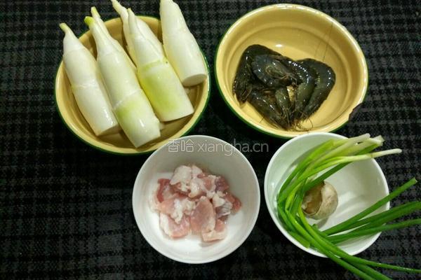 鲜笋炒虾仁的做法图解1