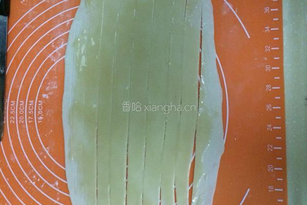 葱花手抓饼。的做法图解7