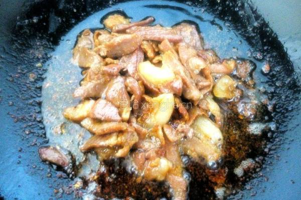 洋葱炒肉的做法图解4