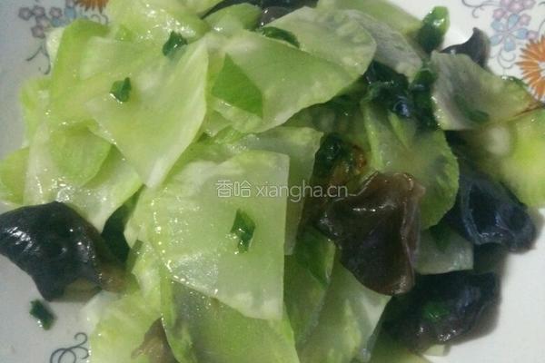 清炒莴笋