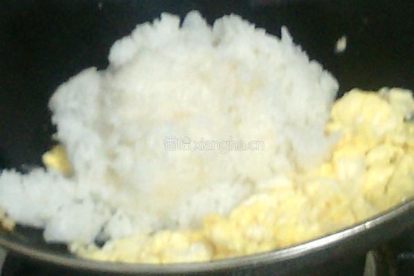 蛋炒饭的做法图解5