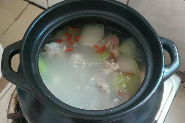 冬瓜薏仁骨头汤的做法图解7