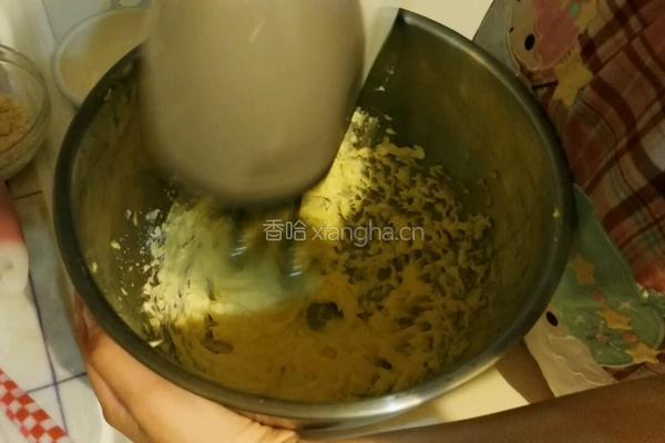 酒渍樱桃夹心稣的做法图解3