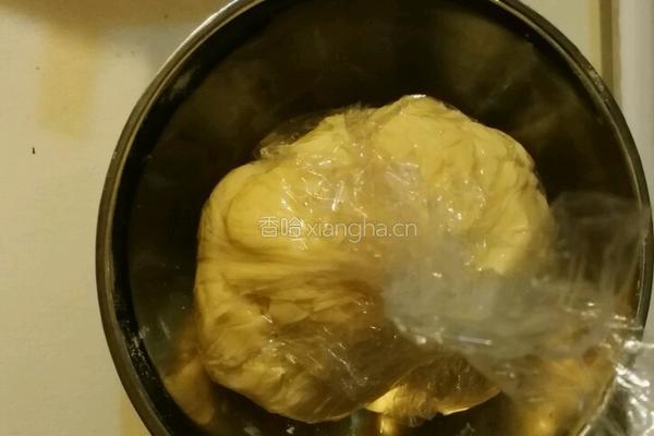 酒渍樱桃夹心稣的做法图解6