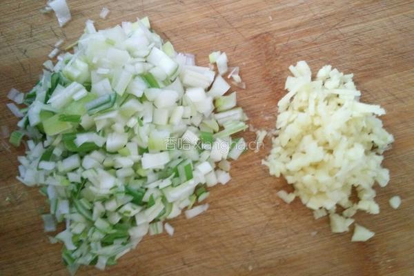 梅菜扣肉包子的做法图解7