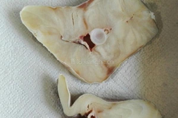 柠香煎鳕鱼的做法图解1