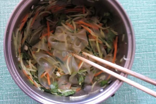 拌凉皮的做法图解3