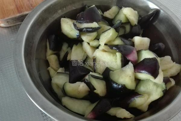 蒜香茄子的做法图解4