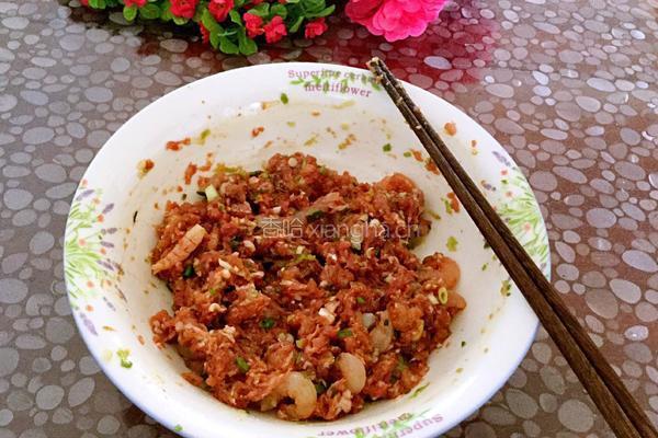 豆腐泡酿虾肉的做法图解5